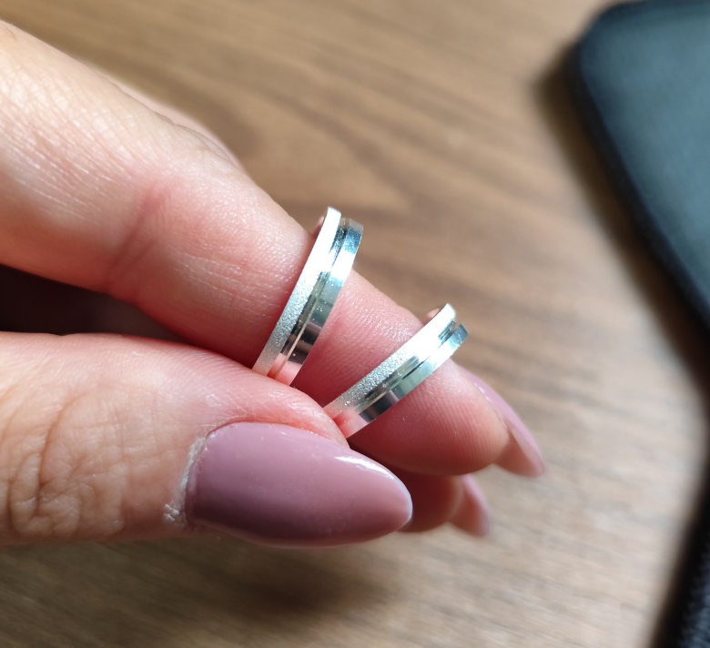 Alianças de Namoro ou Compromisso em 4mm + Anel solitário em prata 925