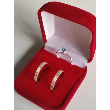 Par de Alianças Anatômicas Diamantadas + Anel Solitário Prata Legítima - Pétalas de Joias